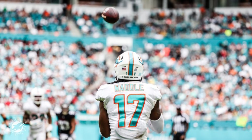 2022 Jaylen Waddle Fantasy Football Player Profile